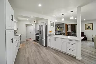 7301 Circlet Way, Citrus Heights, CA 95621 - Photo 11