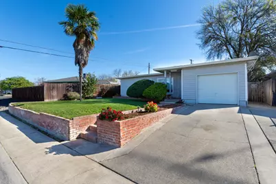 5852 N Haven Drive, North Highlands, CA 95660 - Photo 1