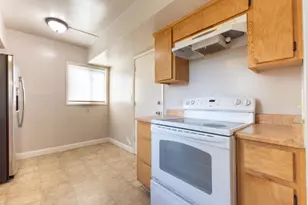 5852 N Haven Dr, North Highlands, CA 95660 - Photo 7