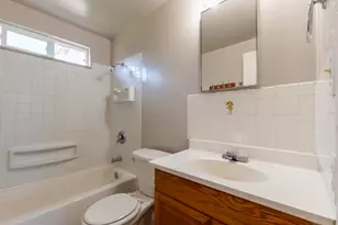 5852 N Haven Dr, North Highlands, CA 95660 - Photo 9