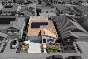 8825 Stratham Wy, Elk Grove, CA 95758 - Photo 41