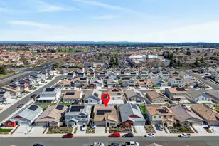 8825 Stratham Wy, Elk Grove, CA 95758 - Photo 43