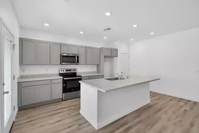 8825 Stratham Way, Elk Grove, CA 95758 - Photo 19