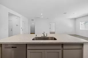 8825 Stratham Wy, Elk Grove, CA 95758 - Photo 25