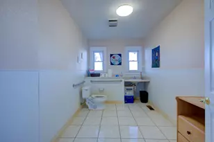 325 Mitchell Ave, Turlock, CA 95380 - Photo 11