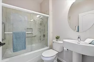 1281 Marseille Ln, Roseville, CA 95747 - Photo 25