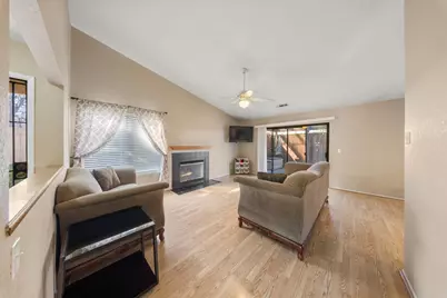 1116 Cedar Creek Drive #4, Modesto, CA 95355 - Photo 7