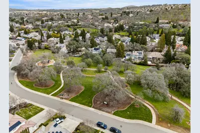 4010 Portobello Place, El Dorado Hills, CA 95762 - Photo 15