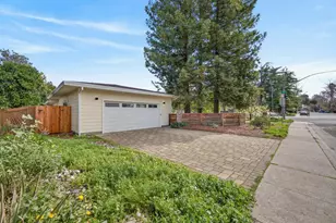 375 W 8th St, Davis, CA 95616 - Photo 59