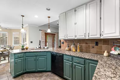 225 Fullerton Drive, Turlock, CA 95382 - Photo 21