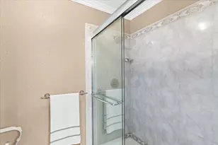 225 Fullerton Dr, Turlock, CA 95382 - Photo 45