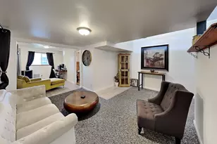 1521 Hobson Ave, West Sacramento, CA 95605 - Photo 11