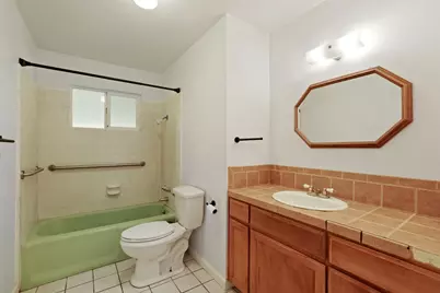 13393 E Jahant Road, Acampo, CA 95220 - Photo 17