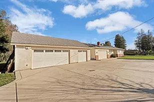 13393 E Jahant Rd, Acampo, CA 95220 - Photo 3