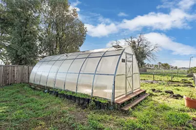 13393 E Jahant Road, Acampo, CA 95220 - Photo 33