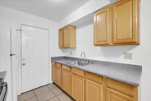 1168 Casita Dr, Yuba City, CA 95991 - Photo 9