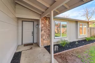 4810 47th St, Sacramento, CA 95820 - Photo 3