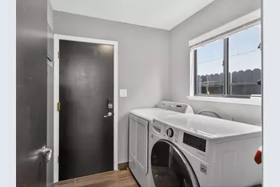 1211 Alder Tree Way, Sacramento, CA 95831 - Photo 21