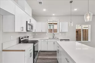 1409 Villa, Modesto, CA 95351 - Photo 17