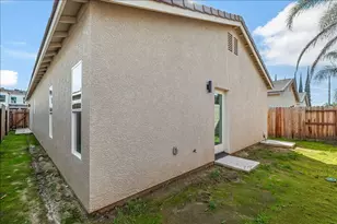 1409 Villa, Modesto, CA 95351 - Photo 33
