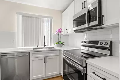 1560 Drake, Davis, CA 95616 - Photo 25