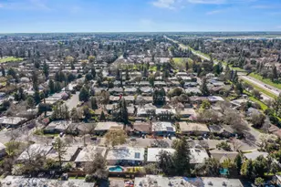 1560 Drake, Davis, CA 95616 - Photo 29