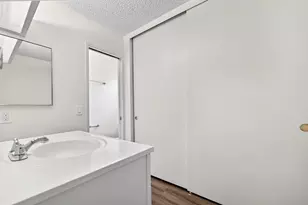 5717 Mt Hood Ct, Sacramento, CA 95842 - Photo 47