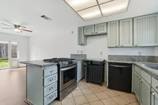 2617 Yuma Cir, Sacramento, CA 95827 - Photo 9