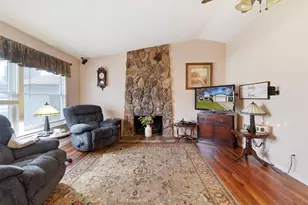 7337 Verdugo Way, Sacramento, CA 95842 - Photo 5