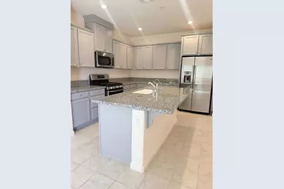 713 Betten Street, Los Banos, CA 93635 - Photo 3