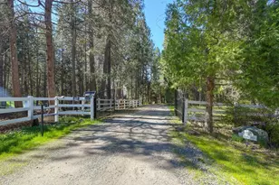 7010 Flat Creek Dr, Somerset, CA 95684 - Photo 5