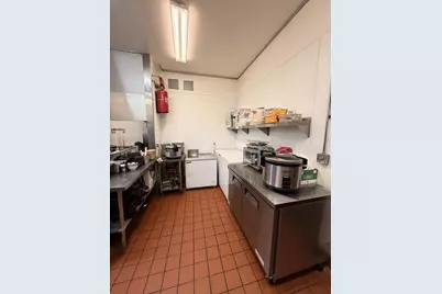 Howe Ave, Sacramento, CA 95825 - Photo 15