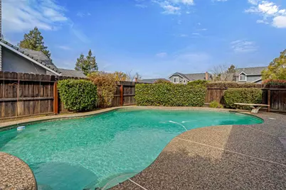 1721 Walnut Blossom Way, Modesto, CA 95355 - Photo 25