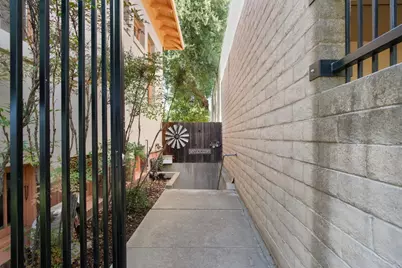 355 W Las Palmas Avenue, Patterson, CA 95363 - Photo 3