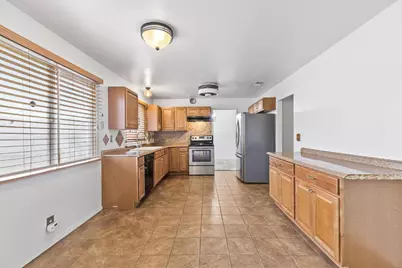 7828 Delaney Drive, Antelope, CA 95843 - Photo 9