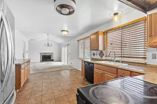 7828 Delaney Dr, Antelope, CA 95843 - Photo 13