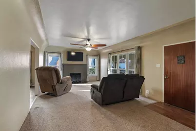 956 J Street, Los Banos, CA 93635 - Photo 3