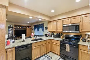 1637 Bridgecreek Dr, Sacramento, CA 95833 - Photo 13