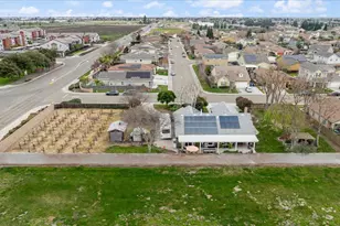 1555 Sand Ln, Manteca, CA 95337 - Photo 5