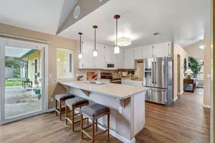 7400 Carriage Dr, Citrus Heights, CA 95621 - Photo 17