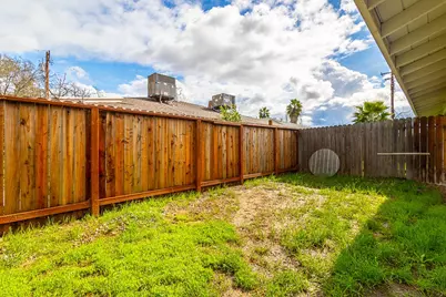 1208 Wayland Avenue, Sacramento, CA 95825 - Photo 21