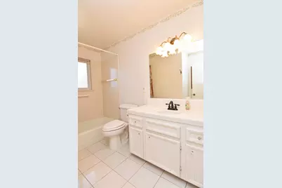 425 Corello Street, Turlock, CA 95380 - Photo 23