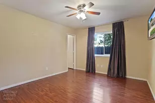 2210 W River Dr, Stockton, CA 95204 - Photo 39