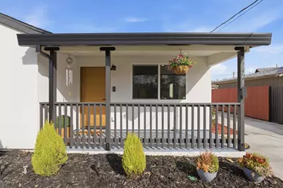 1923 Juliesse Avenue, Sacramento, CA 95815 - Photo 3