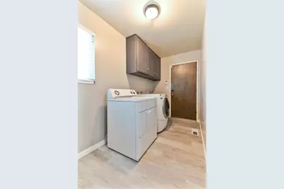 1509 Duportail Avenue, Modesto, CA 95355 - Photo 27