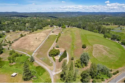 3081 Little Spur, Somerset, CA 95684 - Photo 47