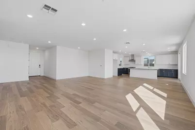 7064 Carbone Drive, Roseville, CA 95747 - Photo 7