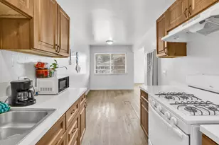 7877 Sayonara Dr, Citrus Heights, CA 95610 - Photo 13