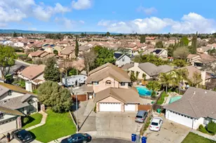 708 Coastal Ct, Los Banos, CA 93635 - Photo 33