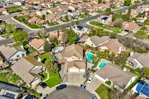 708 Coastal Ct, Los Banos, CA 93635 - Photo 31